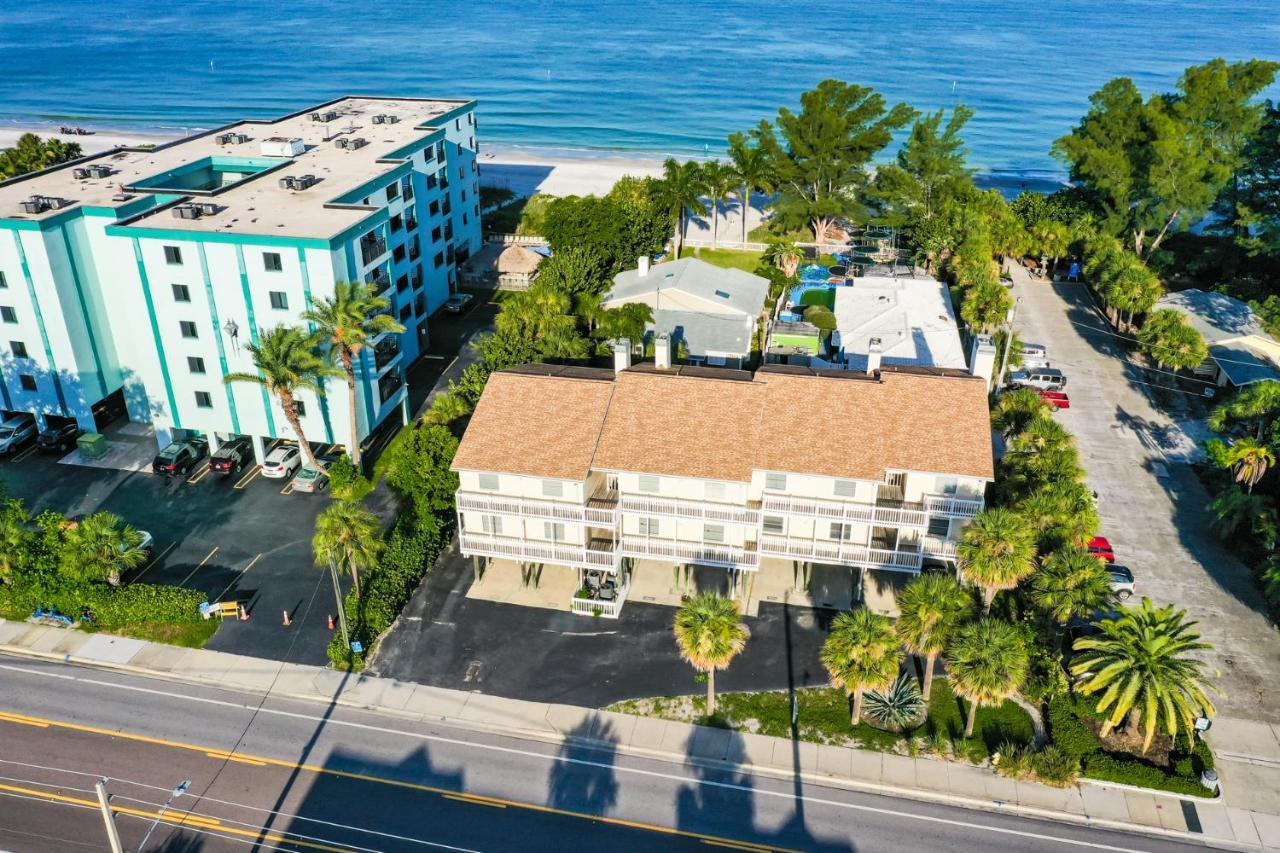 100 Steps To Beautiful Indian Rocks Beach, Oceanside, 2 Bedroom Updated Condo Clearwater Beach Exterior photo